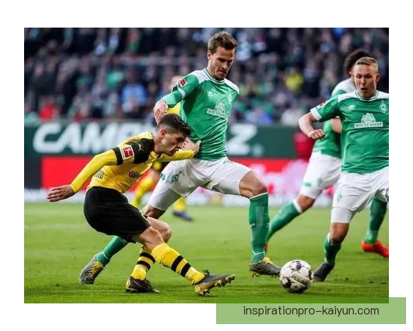 德甲弗莱肯门将在近期的比赛中展现出稳定的防守状态，备受关注。